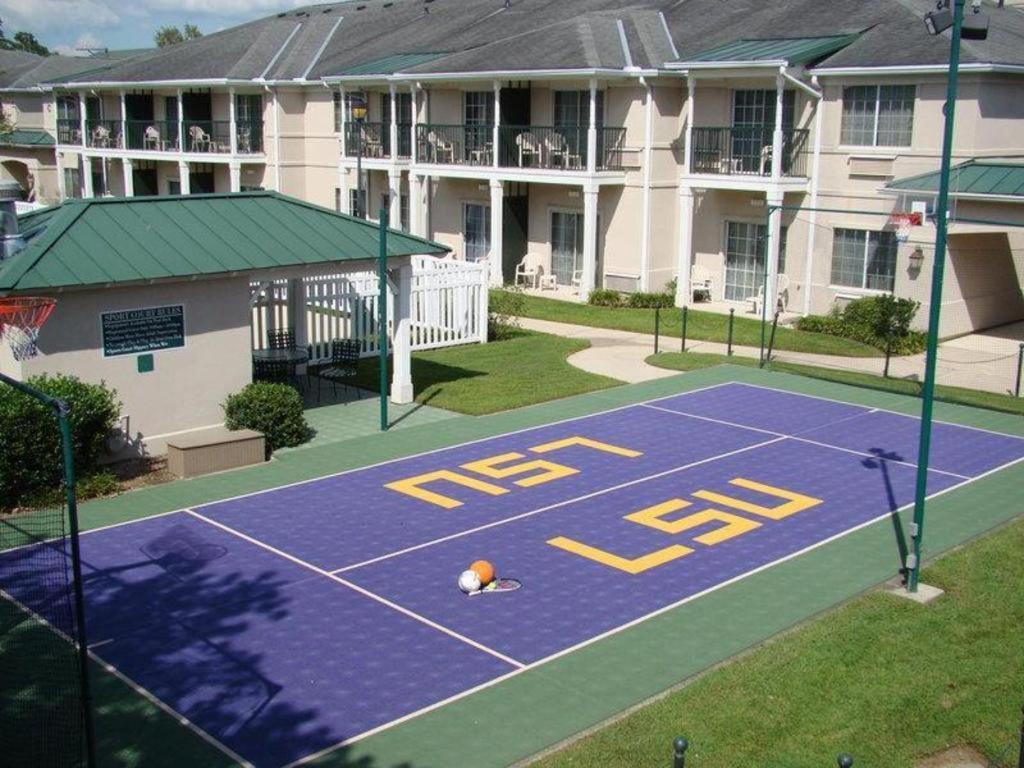 Richmond Inn & Suites Baton Rouge Exterior photo