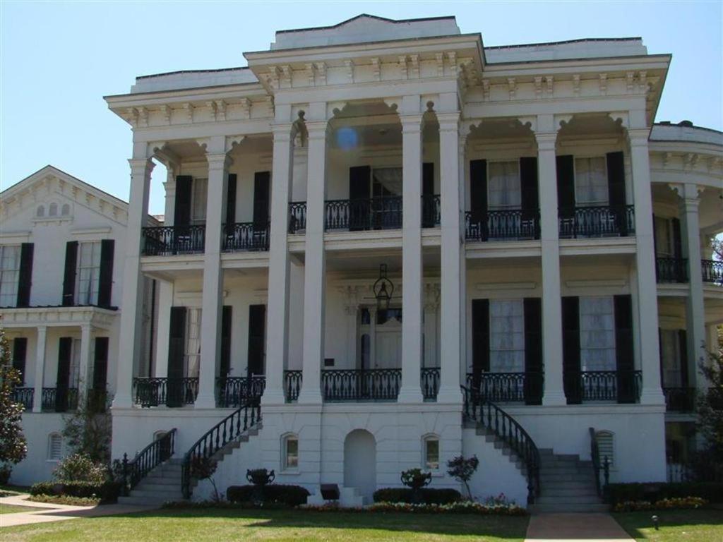 Richmond Inn & Suites Baton Rouge Exterior photo